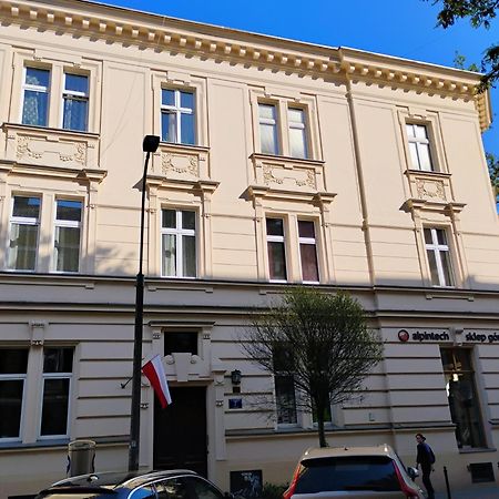 Apartament Rozy Krasków Exterior foto