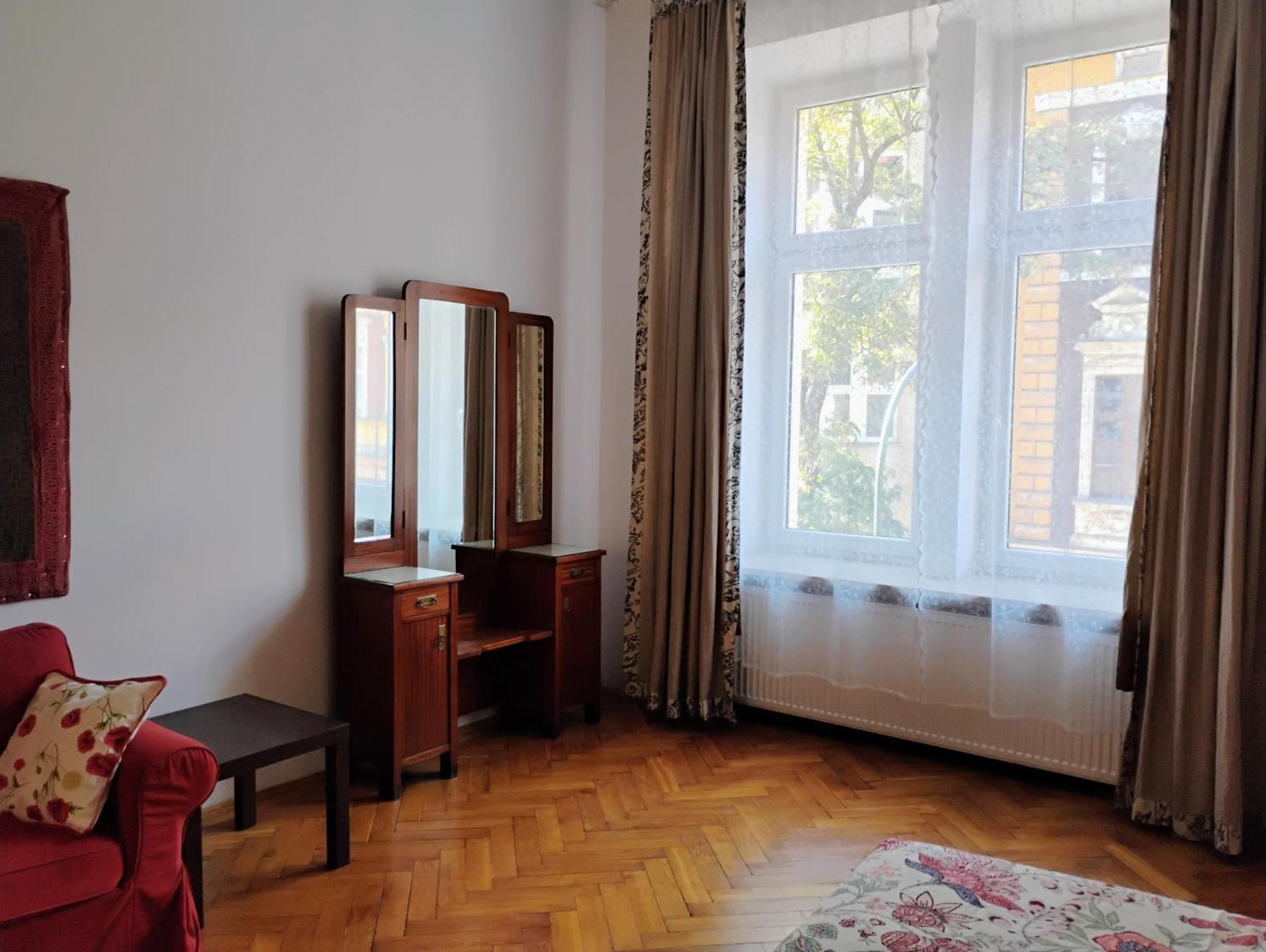 Apartament Rozy Krasków Exterior foto