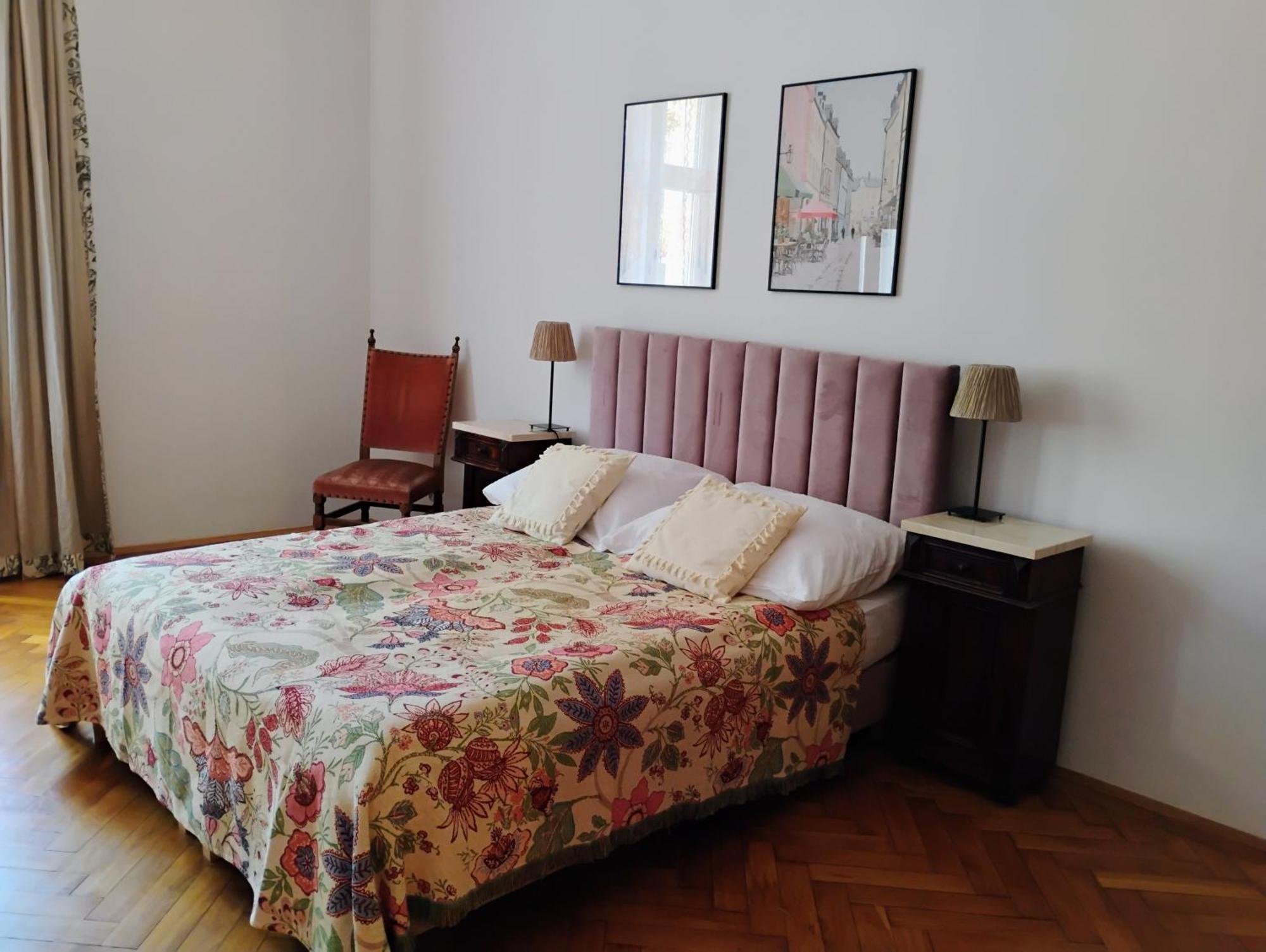 Apartament Rozy Krasków Exterior foto