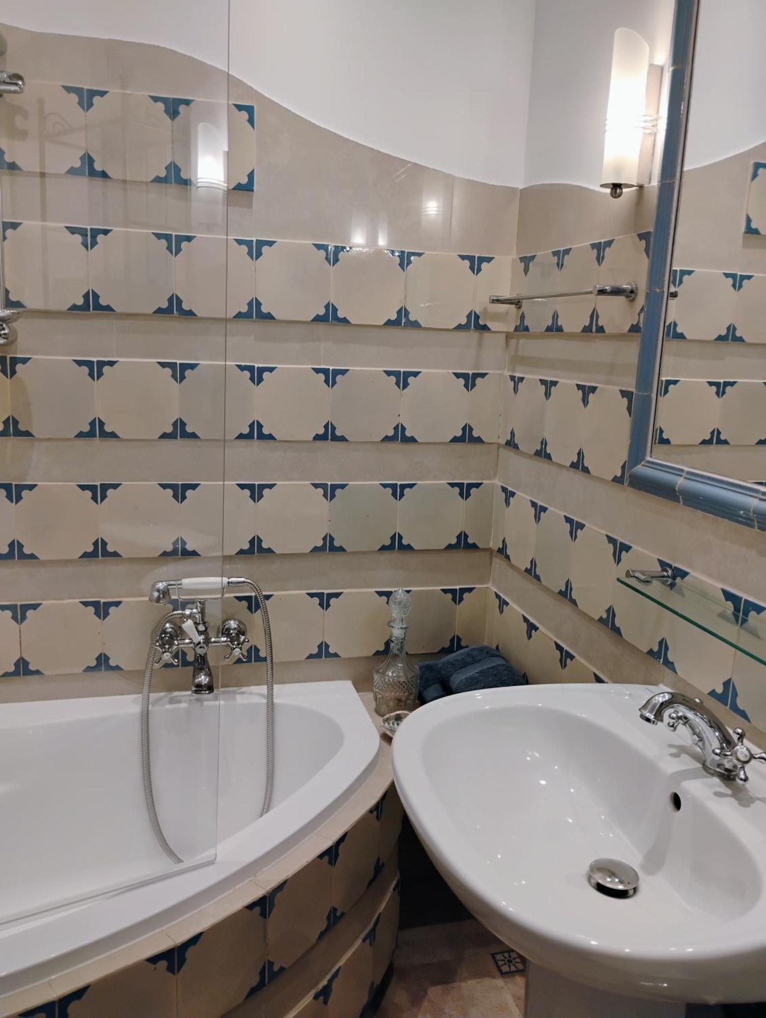 Apartament Rozy Krasków Exterior foto